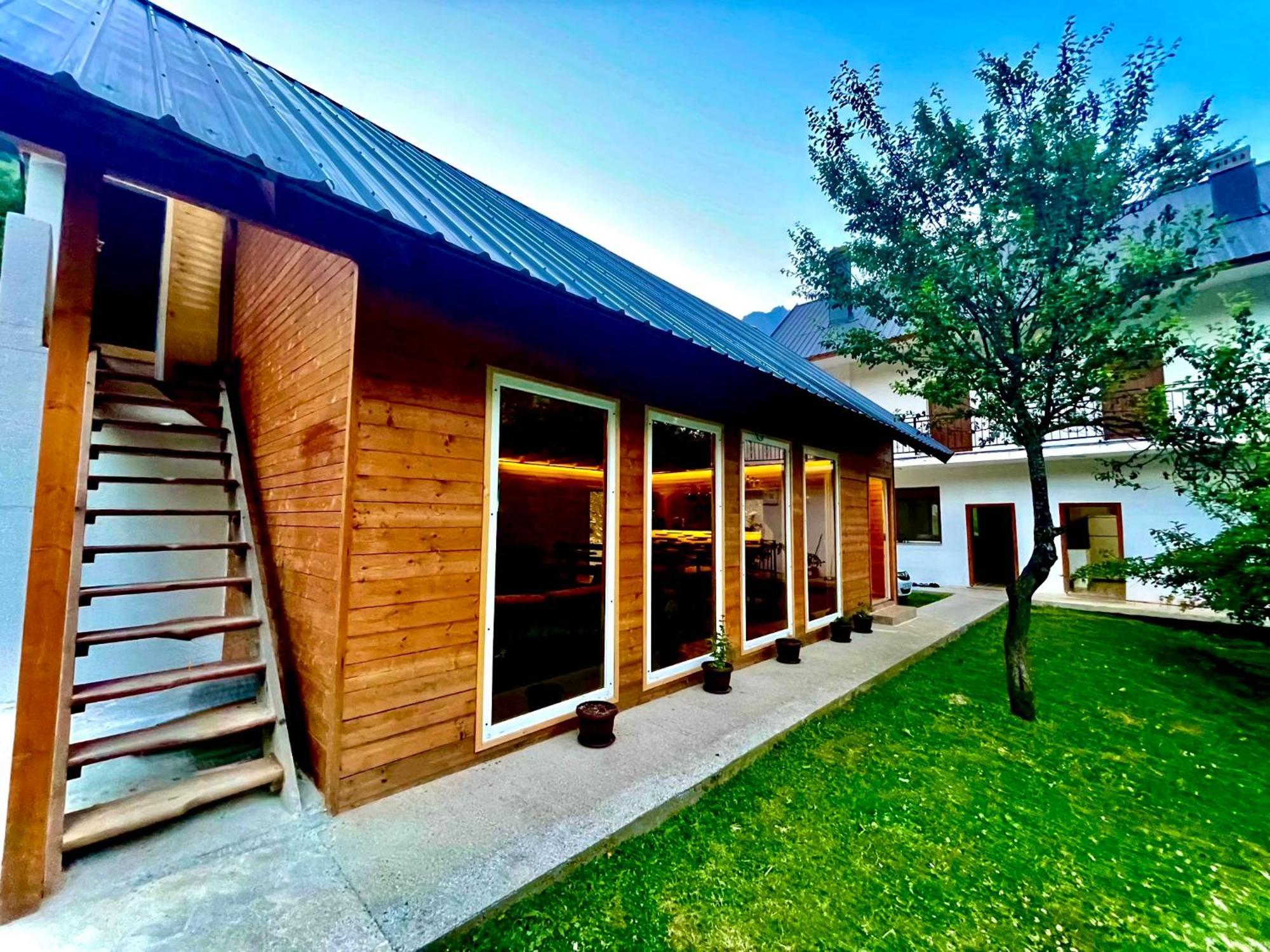 Lazer Cardaku Guesthouse Valbona Esterno foto