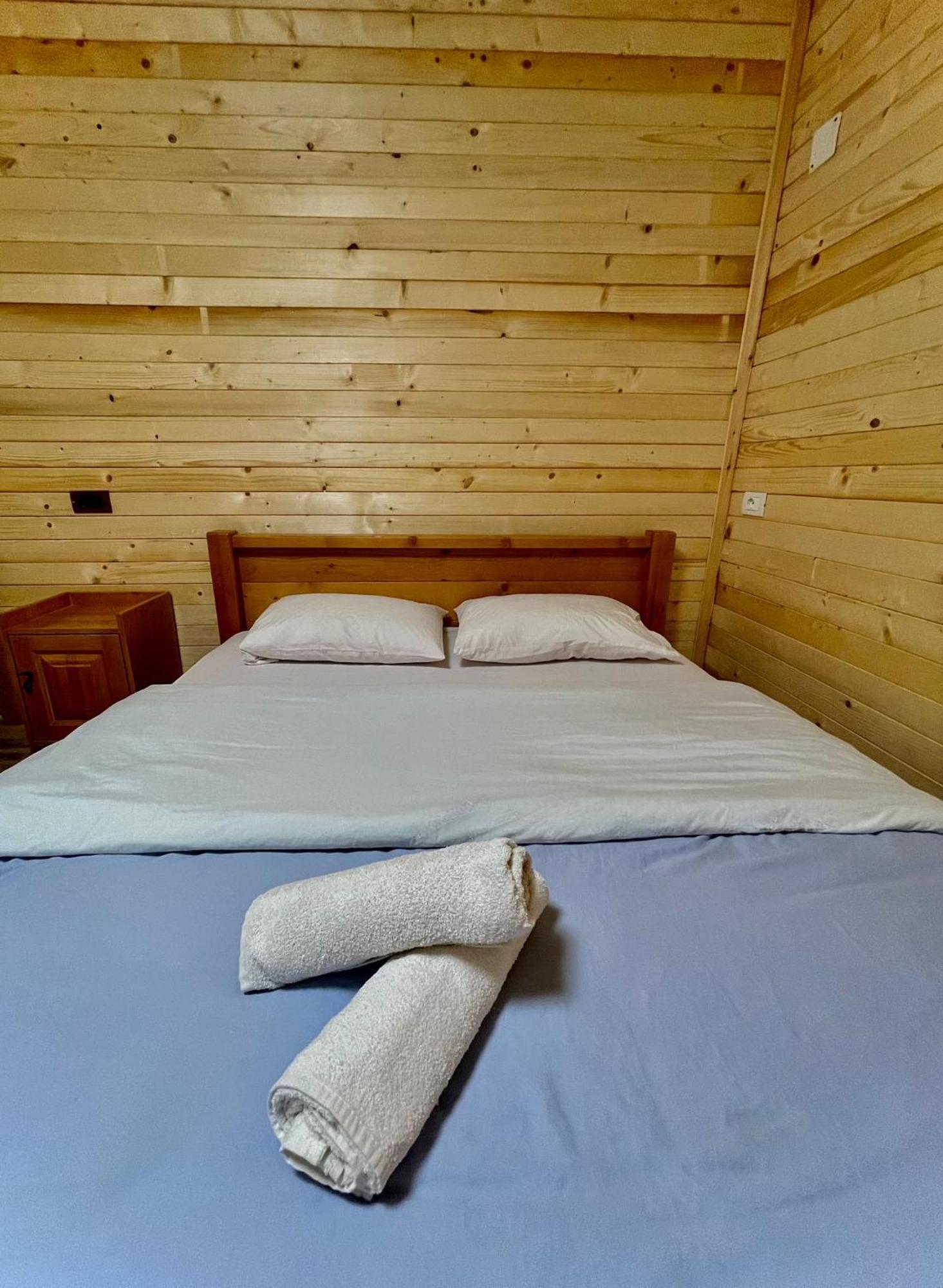 Lazer Cardaku Guesthouse Valbona Esterno foto
